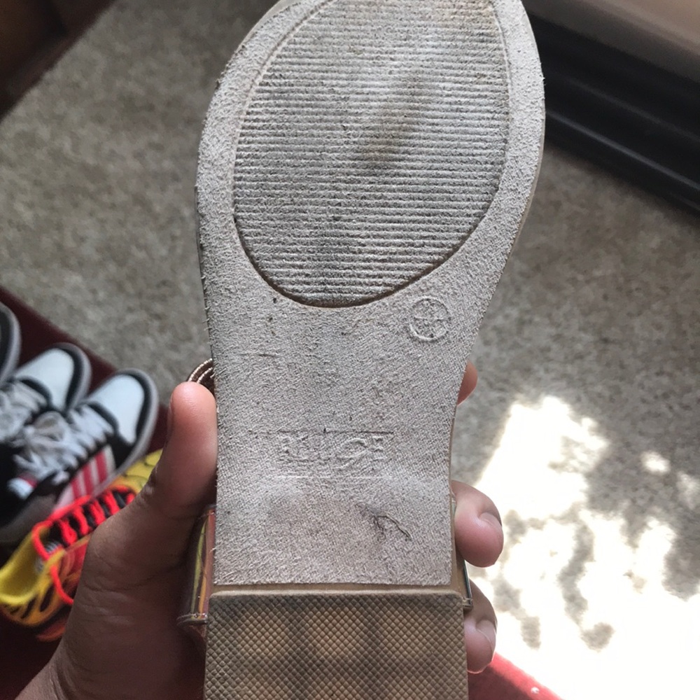Sandals - Picture 2 of 4